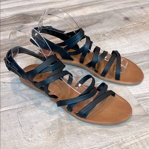 Coconuts by Matisse strappy sandals size 9